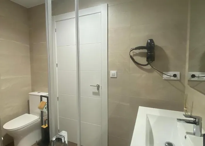 O Lar Do Rodrigo Castro Caldelas